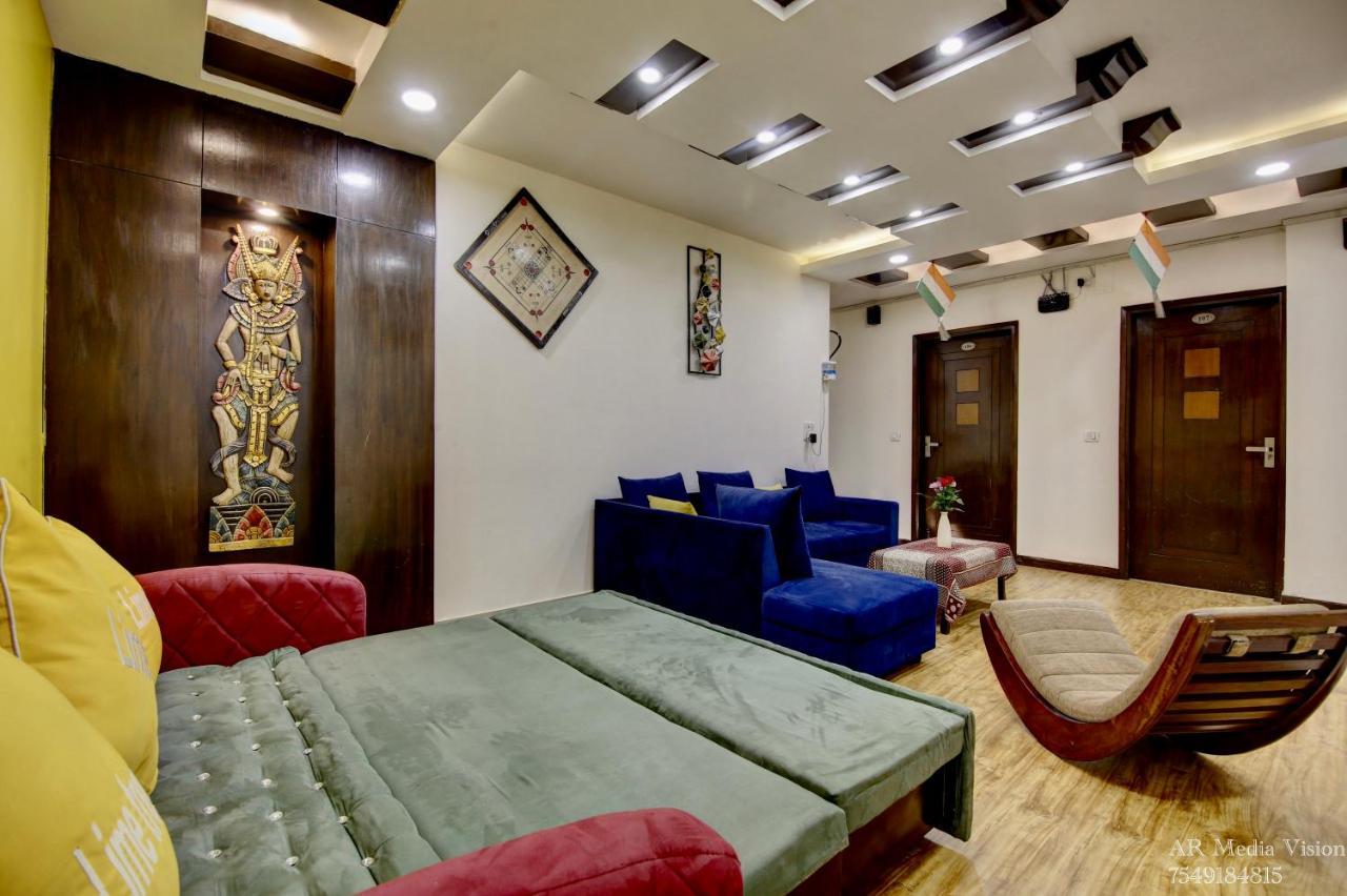 Lime Stays B&B Gk-2 At Greater Kailash Metro South Delhi Nearby Saket Select City Neu-Delhi Exterior foto