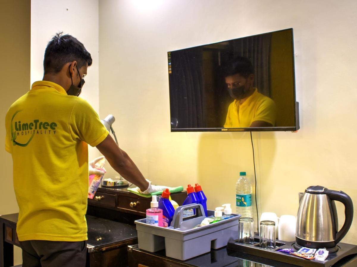 Lime Stays B&B Gk-2 At Greater Kailash Metro South Delhi Nearby Saket Select City Neu-Delhi Exterior foto